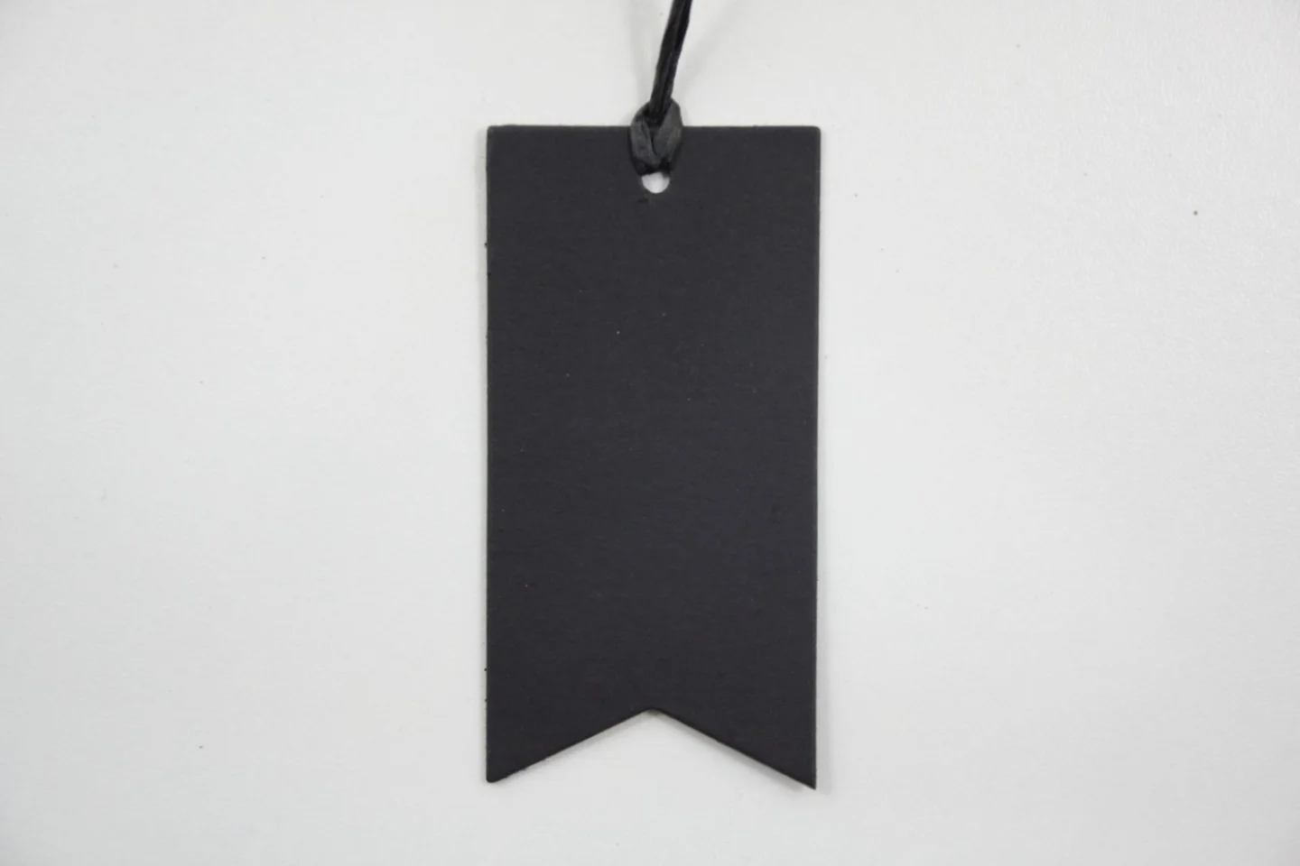 Label-zwart-vlag-42x84 mm-tag-flag-black.