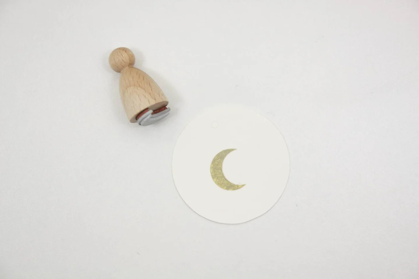 Stempel maan-perlenfischer- houten stemp.