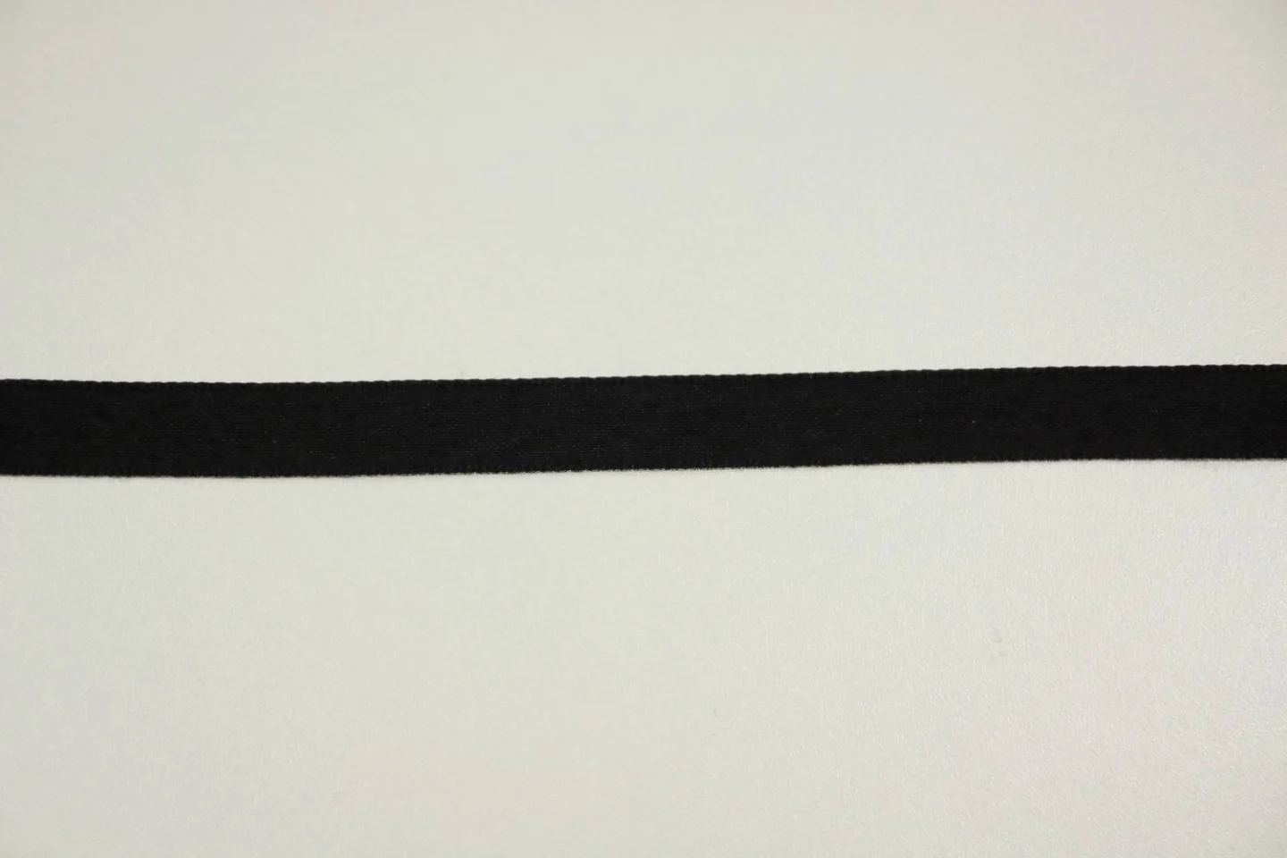 Lint-zwart-linnen-12 mm breed-linnenlook.