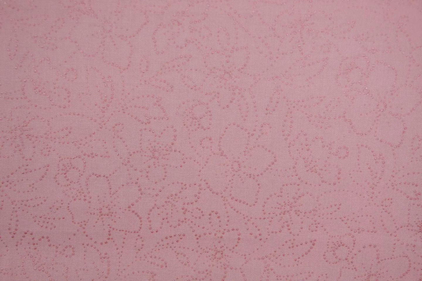 quiltstof-roze-bloempatroon stipjes-Mayw.