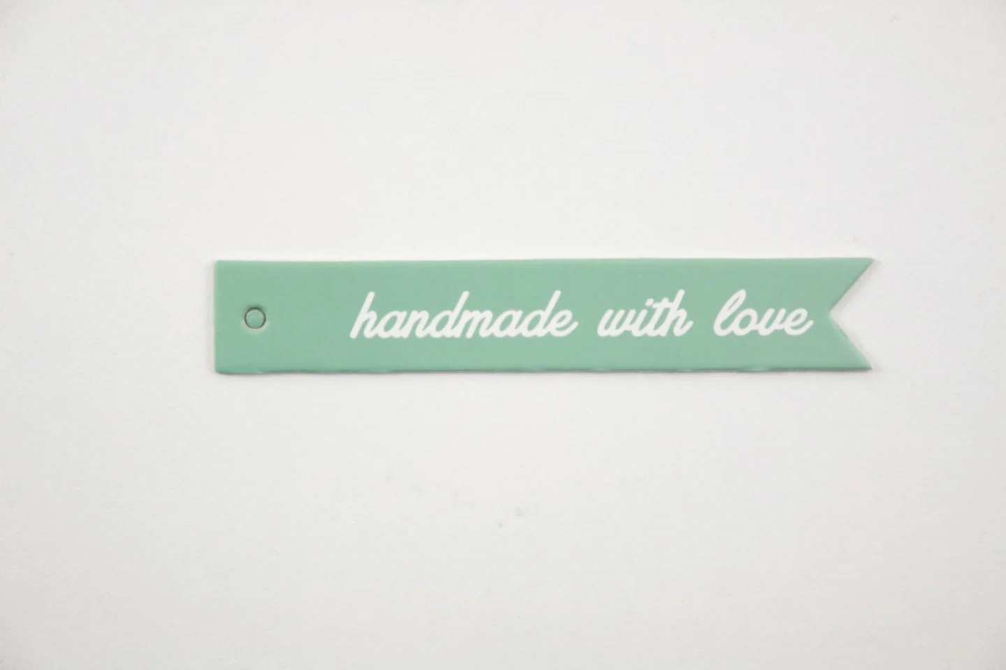 Label-tekst handmade with love-mintgroen.